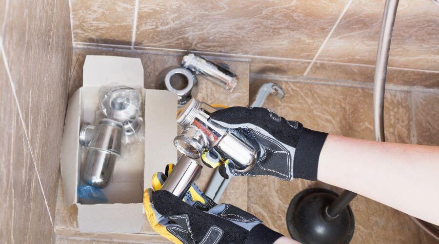Expert Emergency Roof Repairs services in Shawmut, ME
